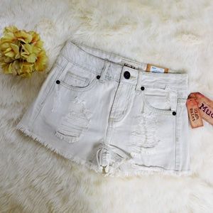 Mudd High Rise Destroyed Denim Jean Shorts Size 0 9 Off White Frayed Hem NWT